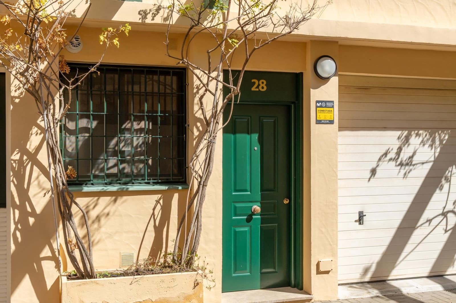 4 sypialnia Dom szeregowy na sprzedaż w Arenal z basenem garażem - 670 000 € (Ref: 9326393)