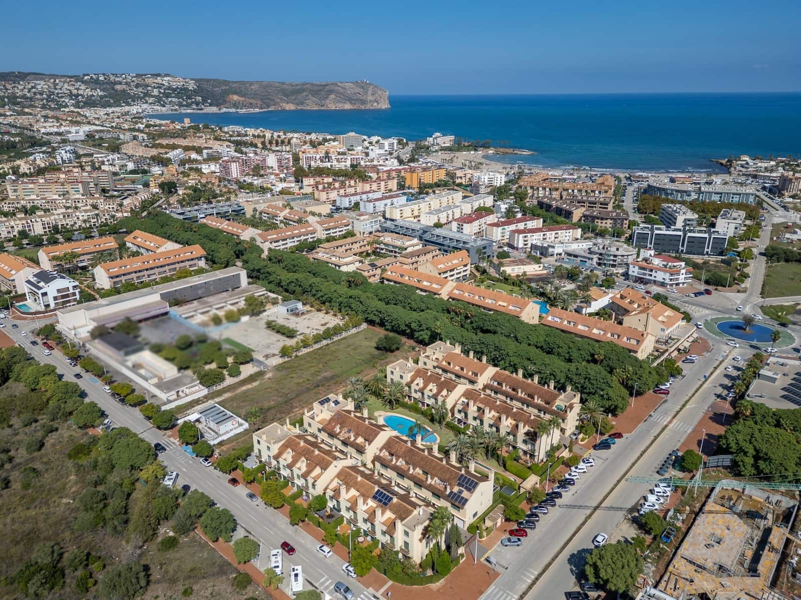 4 sypialnia Dom szeregowy na sprzedaż w Arenal z basenem garażem - 670 000 € (Ref: 9326393)