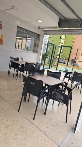 Erhverv til salg i Benidorm - € 170.000 (Ref: 9326395)