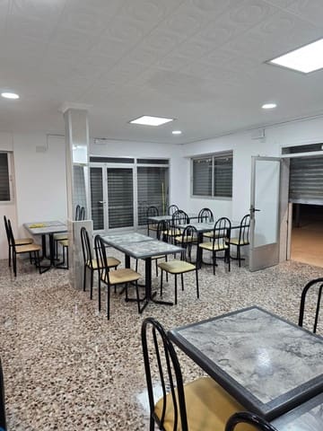 Erhverv til salg i Benidorm - € 170.000 (Ref: 9326395)