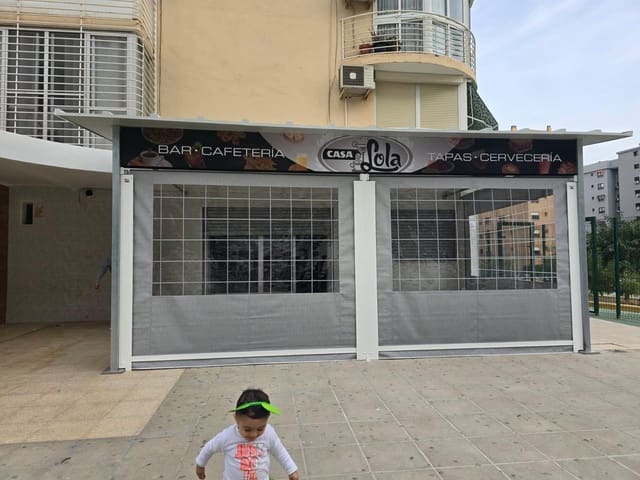 Erhverv til salg i Benidorm - € 170.000 (Ref: 9326395)