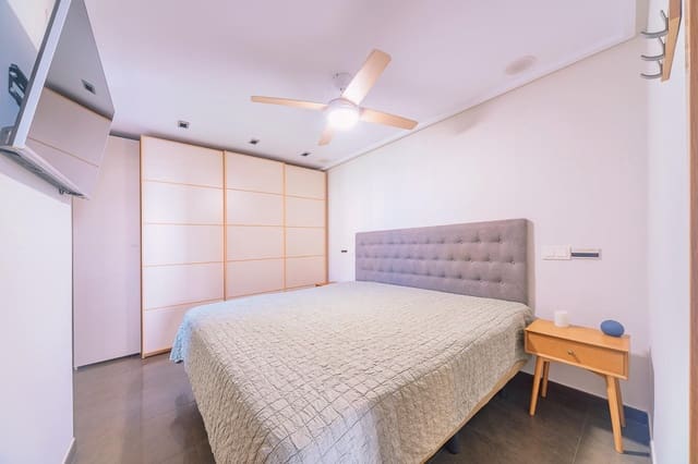 4 chambre Appartement à vendre à Playa de San Juan, Alicante ville avec piscine garage - 630 000 € (Ref: 9330572)