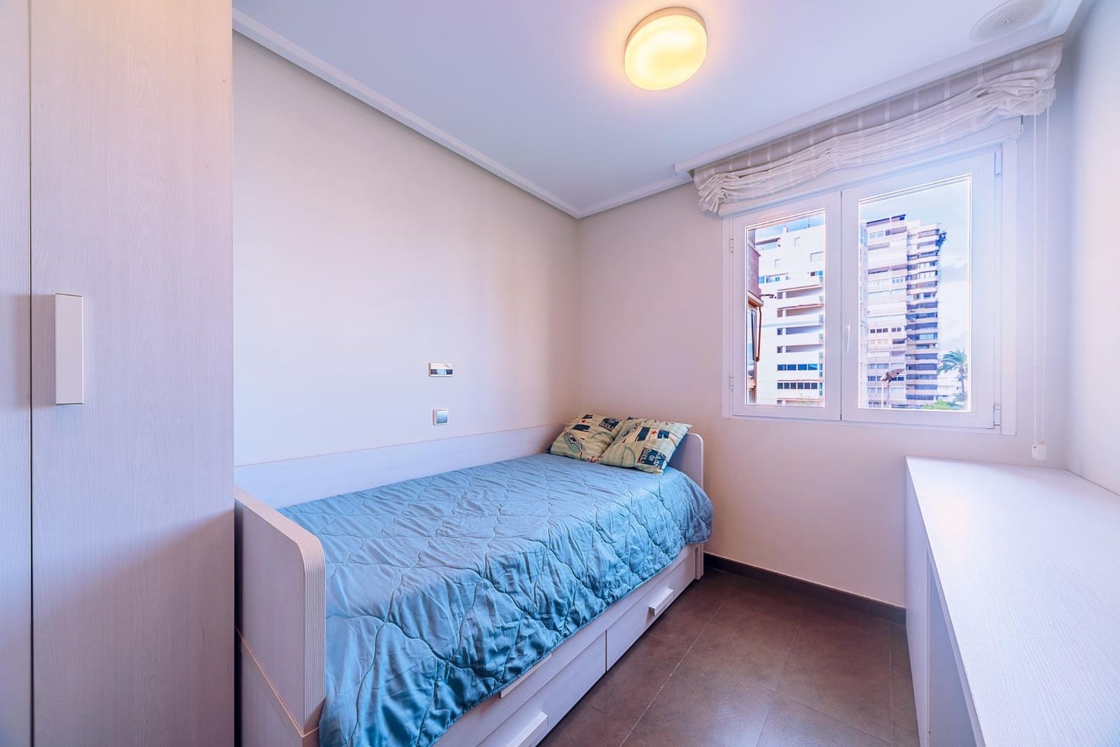 4 bedroom Flat for sale in Playa de San Juan with pool garage - € 630,000 (Ref: 9330572)