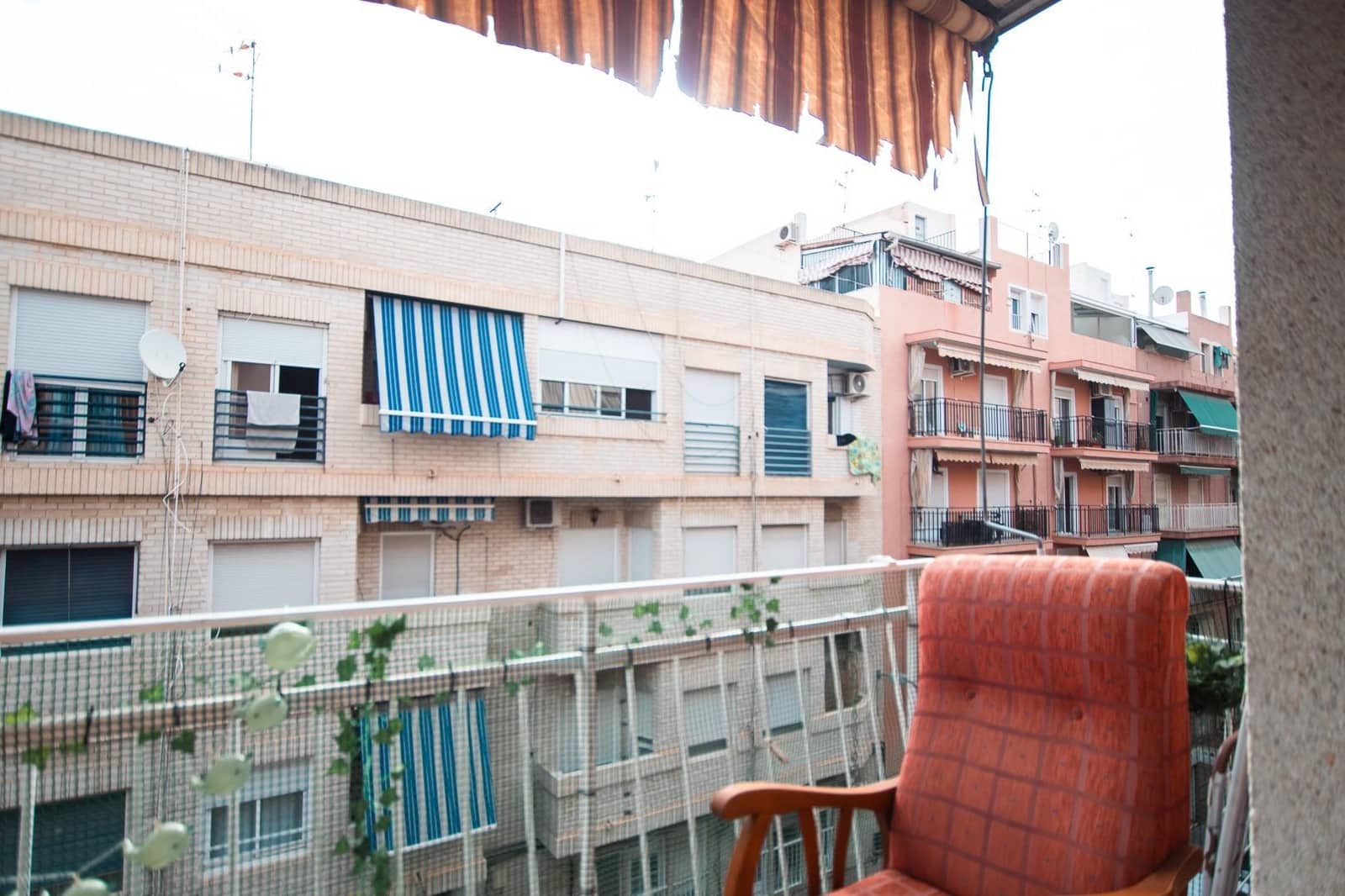 3 bedroom Flat for sale in Elche / Elx - € 96,000 (Ref: 9330573)