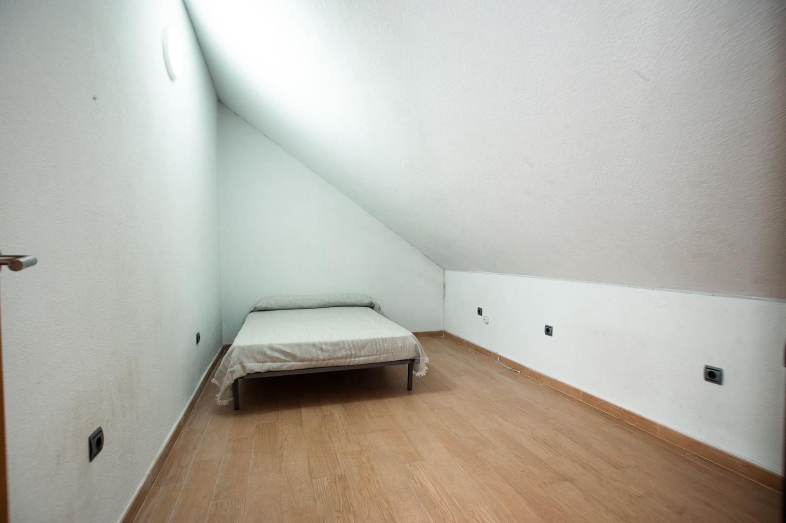 4 sypialnia Willa na sprzedaż w Muchamiel / Mutxamel z basenem - 850 000 € (Ref: 9334877)