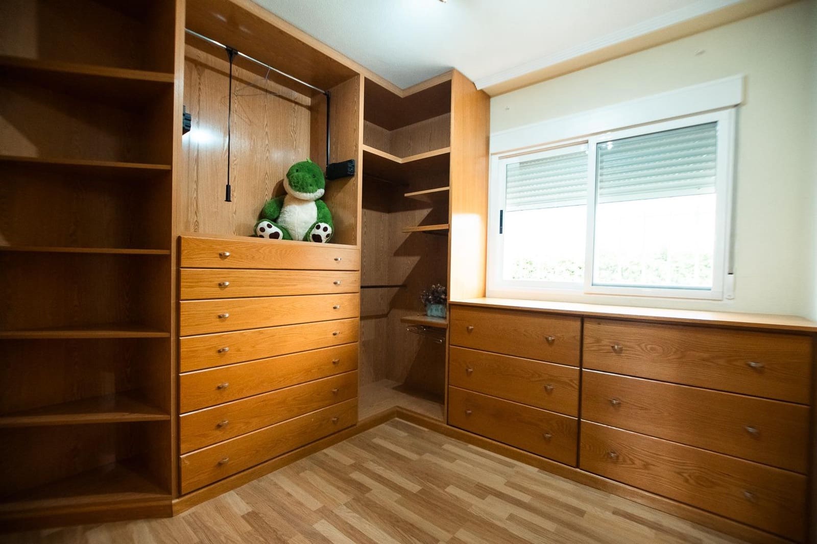 4 sypialnia Willa na sprzedaż w Muchamiel / Mutxamel z basenem - 850 000 € (Ref: 9334877)