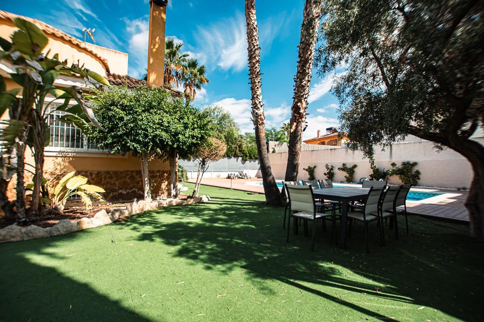 4 sypialnia Willa na sprzedaż w Muchamiel / Mutxamel z basenem - 850 000 € (Ref: 9334877)