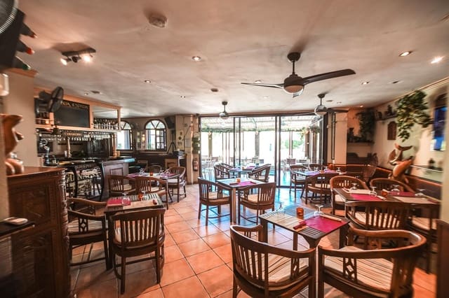 Yritys vuokrattavana paikassa El Puerto, Dénia - 1 750 € (Ref: 9337967)