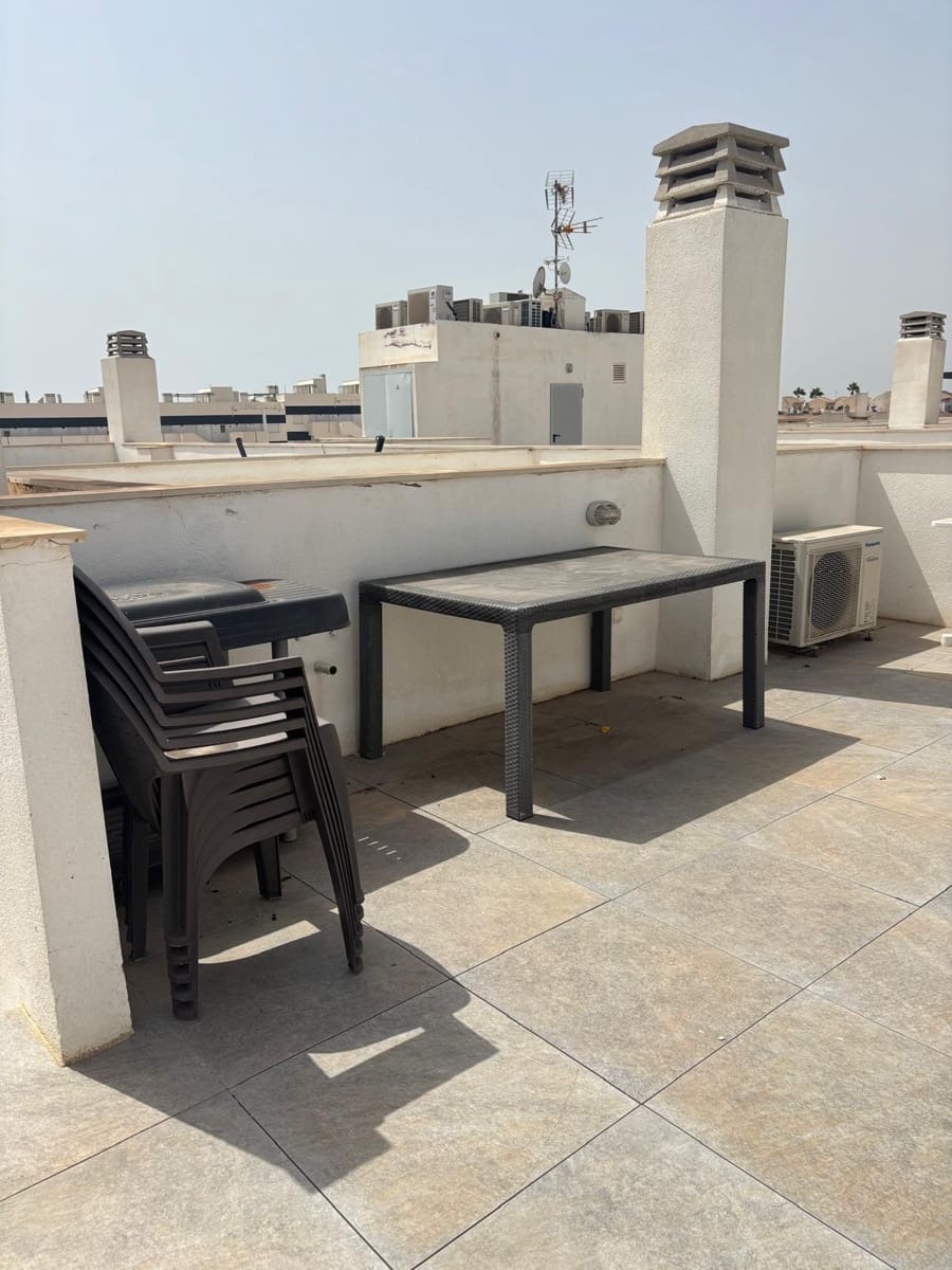 2 makuuhuone Huoneisto vuokrattavana paikassa Gran Alacant mukana uima-altaan - 980 € (Ref: 9344718)