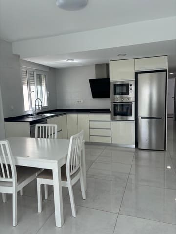 2 makuuhuone Huoneisto vuokrattavana paikassa Gran Alacant, Santa Pola mukana uima-altaan - 980 € (Ref: 9344718)