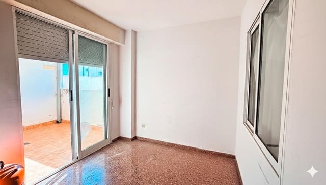 1 quarto Apartamento para venda em Elche / Elx - 128 000 € (Ref: 9344720)