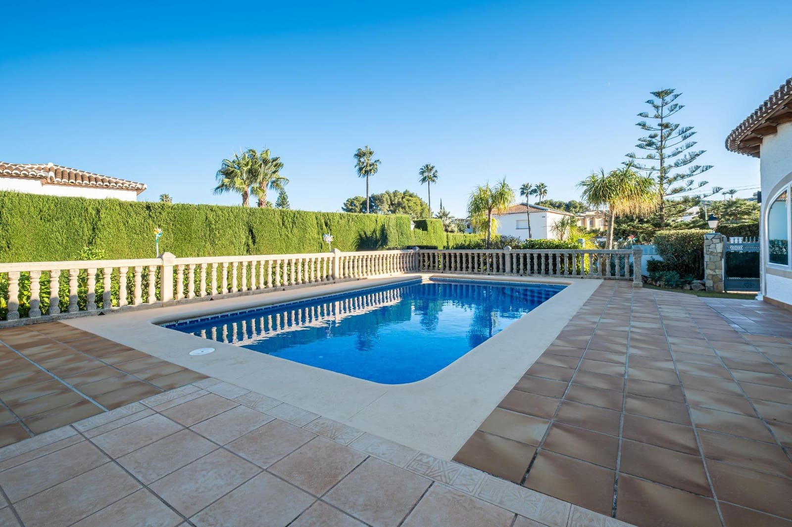 5 makuuhuone Huvila myytävänä paikassa Javea / Xabia mukana uima-altaan - 630 000 € (Ref: 9349481)