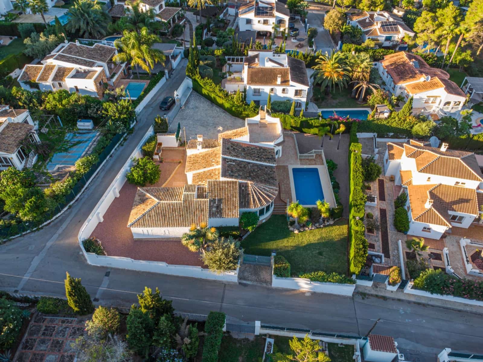 5 makuuhuone Huvila myytävänä paikassa Javea / Xabia mukana uima-altaan - 630 000 € (Ref: 9349481)