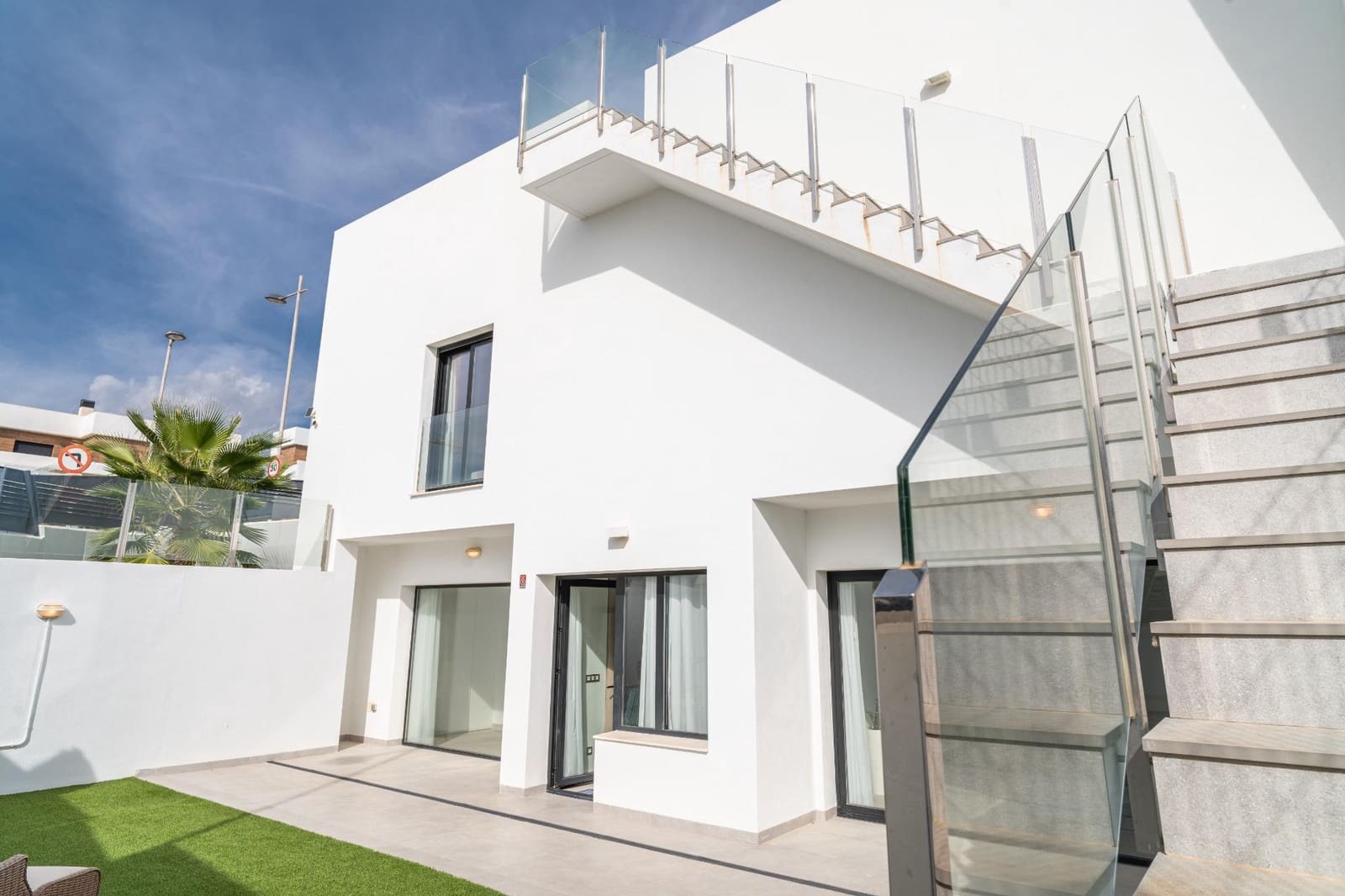 4 soveværelse Villa til salg i Finestrat med swimmingpool garage - € 980.000 (Ref: 9360598)