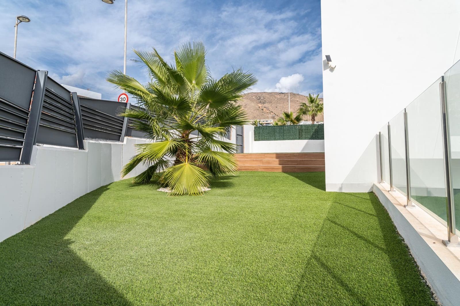 4 soveværelse Villa til salg i Finestrat med swimmingpool garage - € 980.000 (Ref: 9360598)