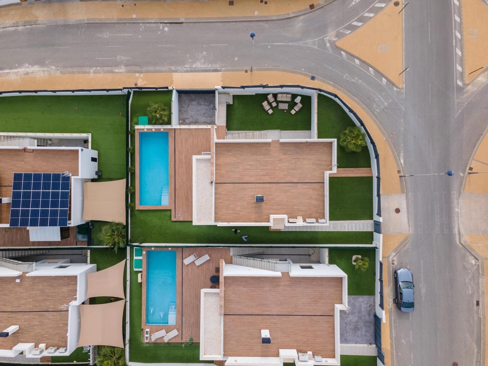 4 quarto Moradia para venda em Finestrat com piscina garagem - 890 000 € (Ref: 9360598)