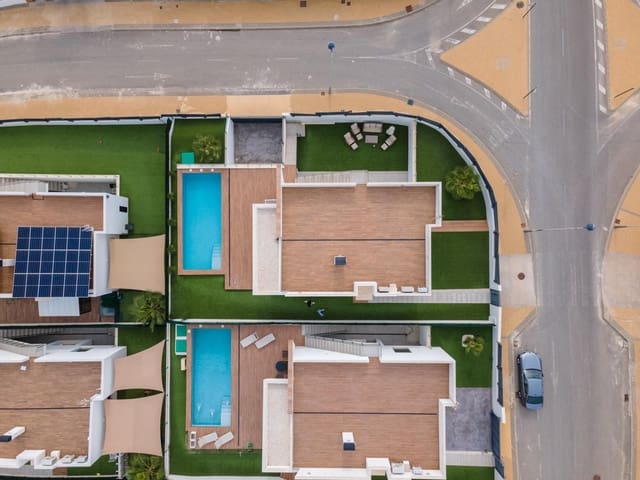 4 soveværelse Villa til salg i Finestrat med swimmingpool garage - € 890.000 (Ref: 9360598)