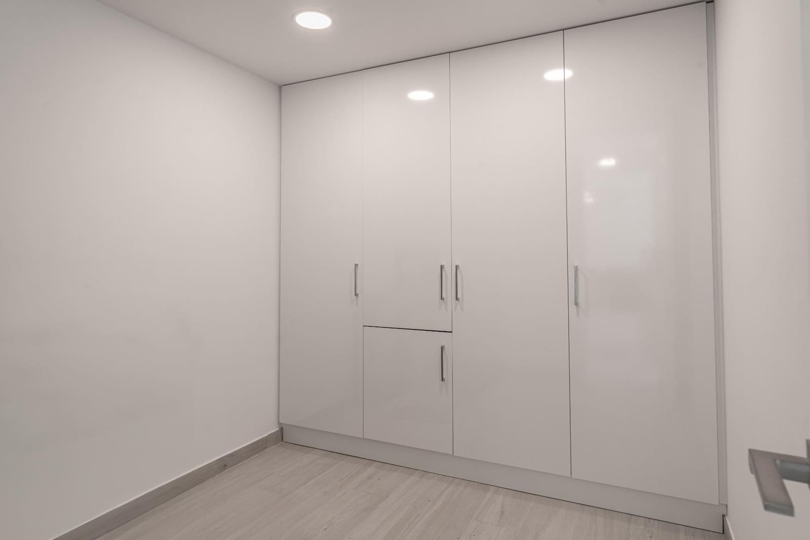 4 quarto Moradia para venda em Finestrat com piscina garagem - 890 000 € (Ref: 9360598)