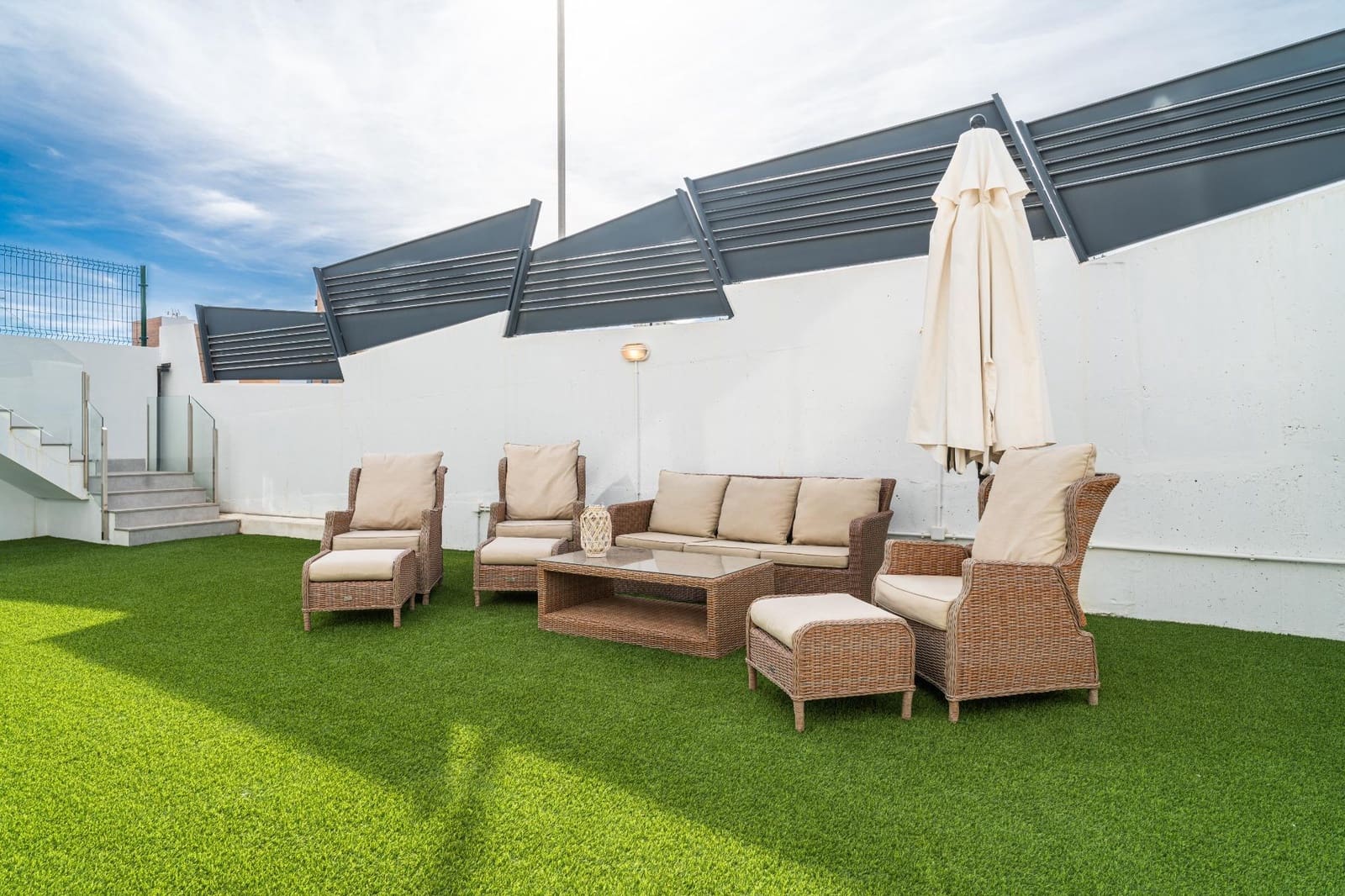 4 quarto Moradia para venda em Finestrat com piscina garagem - 890 000 € (Ref: 9360598)