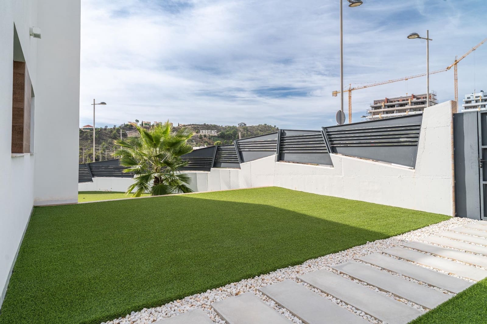 4 quarto Moradia para venda em Finestrat com piscina garagem - 890 000 € (Ref: 9360598)