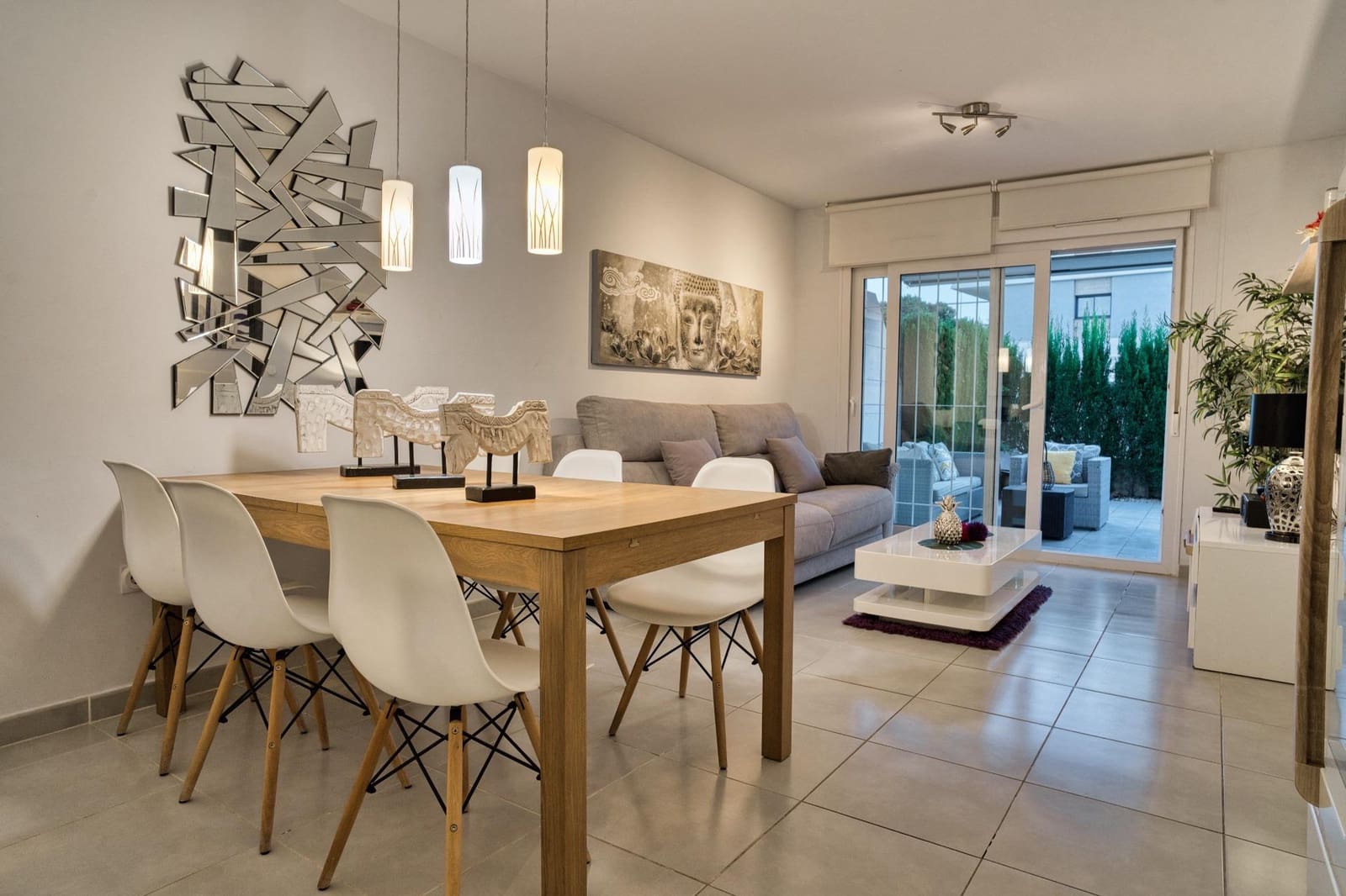 2 sovrum Lägenhet till salu i Gran Alacant med pool - 254 900 € (Ref: 9360601)