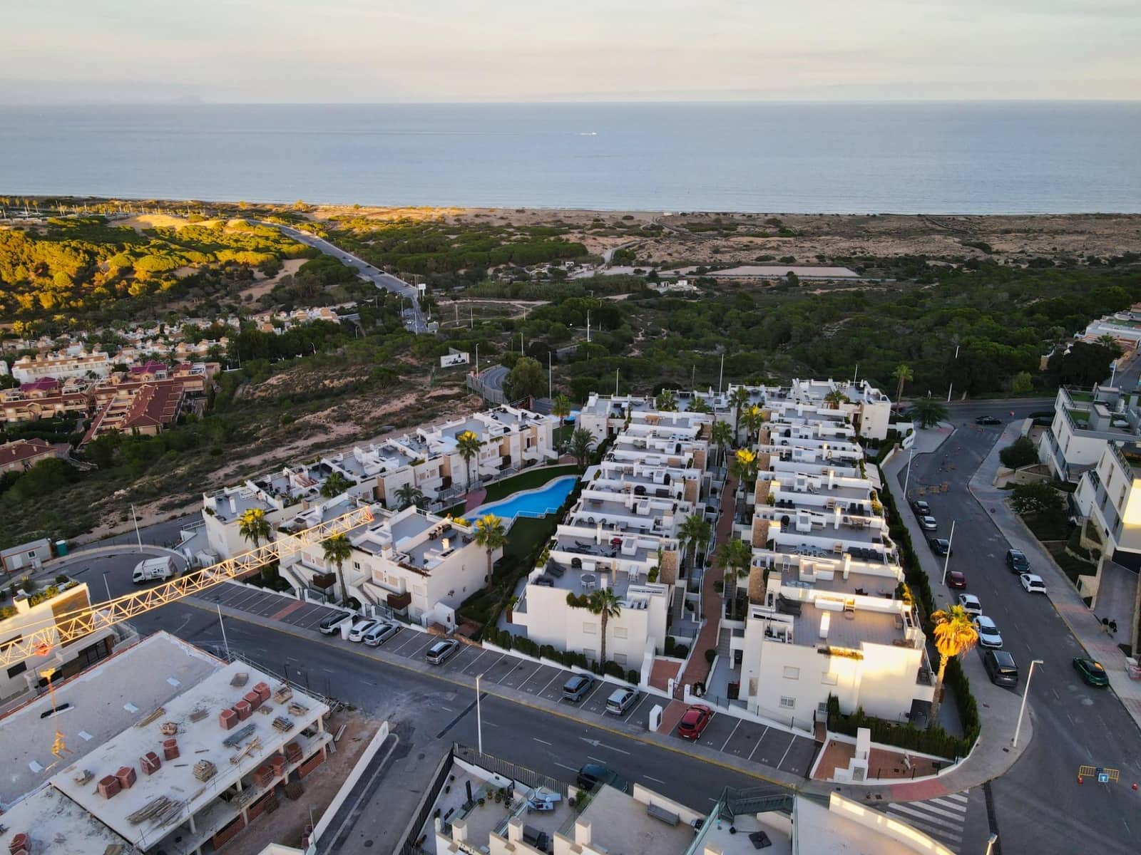 2 sovrum Lägenhet till salu i Gran Alacant med pool - 254 900 € (Ref: 9360601)