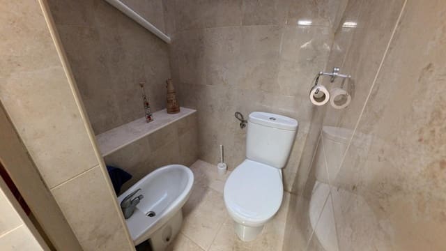 Commercial for sale in Alcoy / Alcoi - € 69,000 (Ref: 9360602)