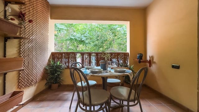 3 bedroom Flat for sale in Planes - € 113,000 (Ref: 9360653)