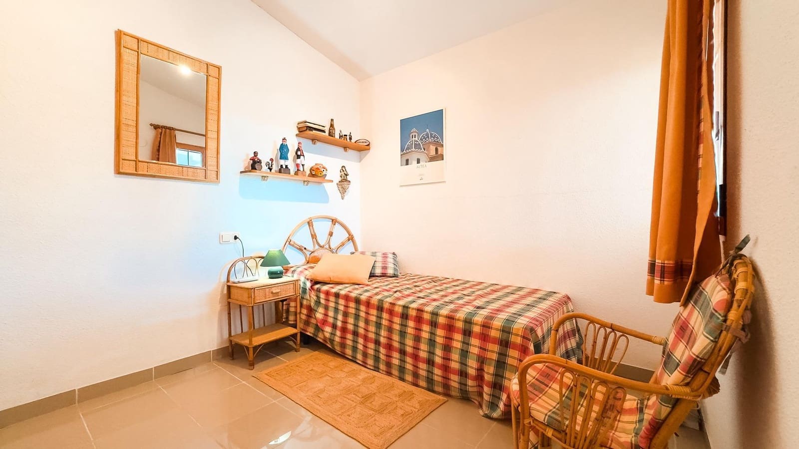 4 Zimmer Villa zu verkaufen in La Nucia mit Garage - 359.900 € (Ref: 9360672)