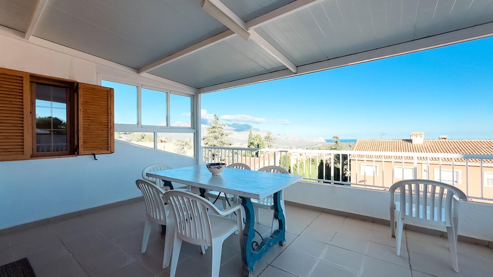 4 Zimmer Villa zu verkaufen in La Nucia mit Garage - 359.900 € (Ref: 9360672)