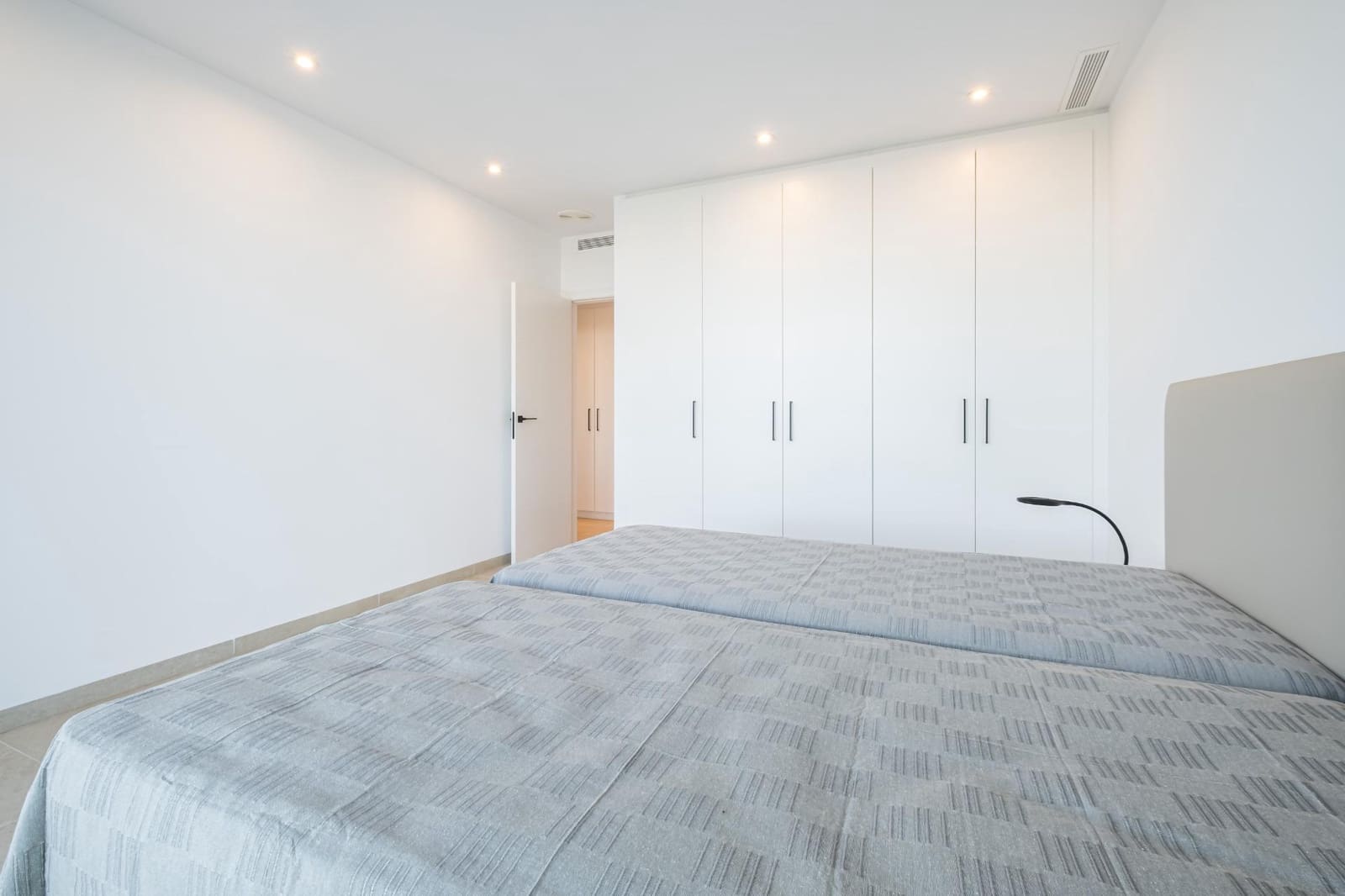 5 sovrum Villa till salu i La Sella med pool garage - 2 100 000 € (Ref: 9360673)