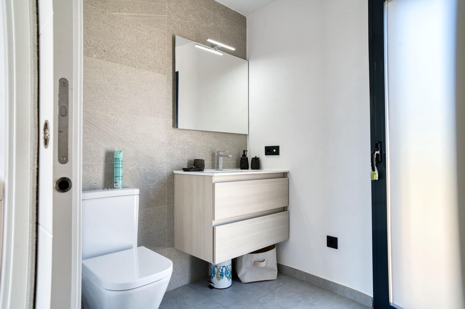 4 sypialnia Willa na sprzedaż w Benissa z basenem garażem - 1 200 000 € (Ref: 9362579)