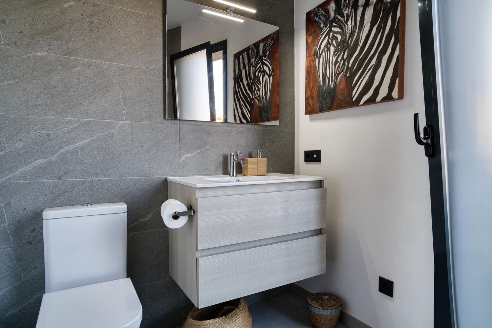 4 sypialnia Willa na sprzedaż w Benissa z basenem garażem - 1 200 000 € (Ref: 9362579)