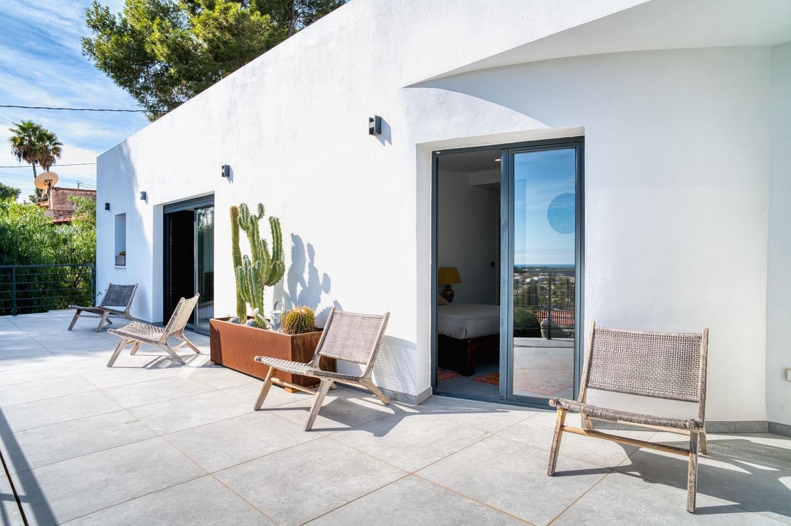 4 sypialnia Willa na sprzedaż w Benissa z basenem garażem - 1 200 000 € (Ref: 9362579)