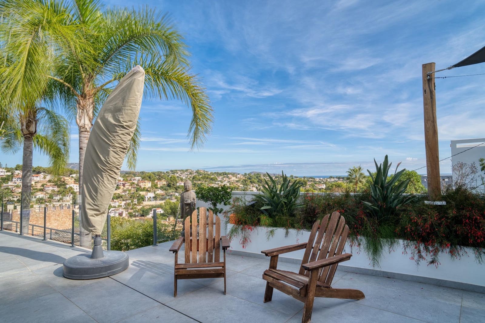 4 sypialnia Willa na sprzedaż w Benissa z basenem garażem - 1 200 000 € (Ref: 9362579)