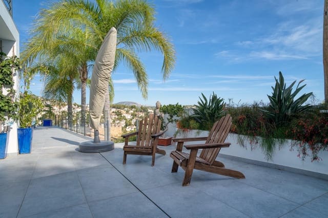 4 soverom Villa til salgs i Benissa med svømmebasseng garasje - € 1 200 000 (Ref: 9362579)