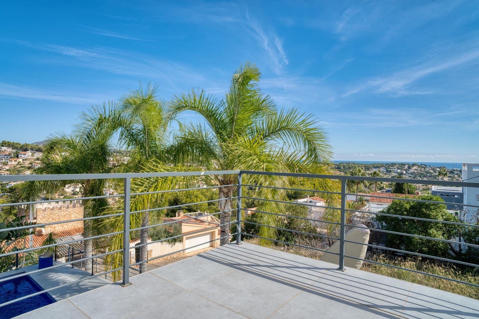 4 sypialnia Willa na sprzedaż w Benissa z basenem garażem - 1 200 000 € (Ref: 9362579)