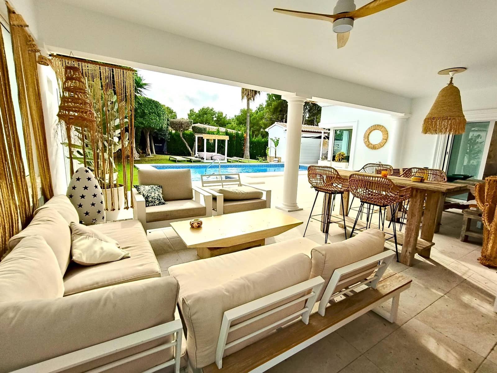 3 bedroom Villa for rent in Javea / Xabia with pool garage - € 3,200 (Ref: 9367442)