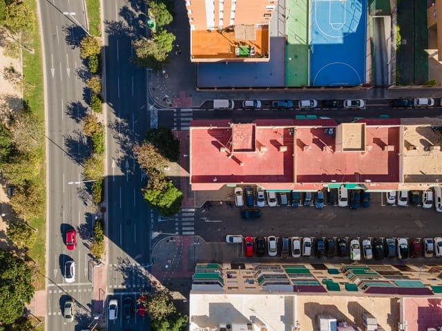 Kommersiell till salu i Alicante stad - 119 900 € (Ref: 9373806)