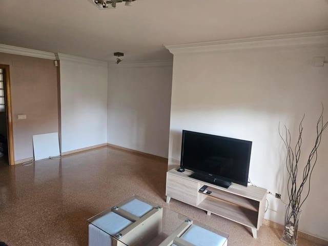 Apartamento de 3 habitaciones en Alicante / Alacant ciudad en alquiler con piscina garaje - 1.200 € (Ref: 9375275)
