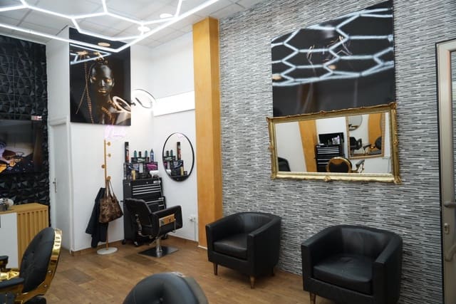 Bedrijf te koop in Playa Poniente, Benidorm - € 25.000 (Ref: 9378963)