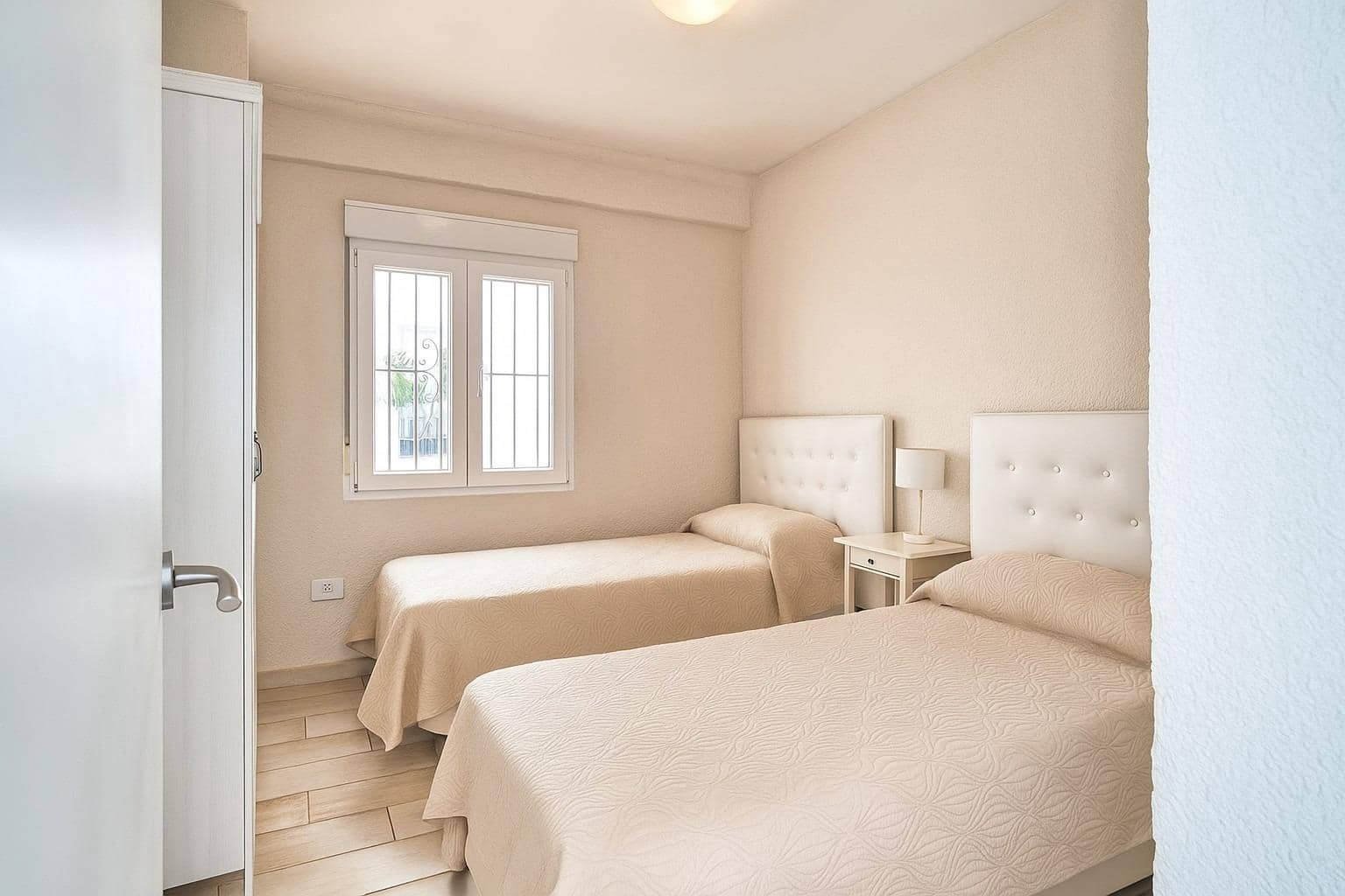 2 soverom Leilighet til salgs i Arenal - € 289 000 (Ref: 9385535)