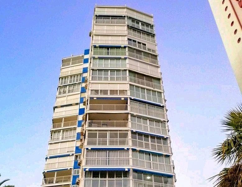 3 makuuhuone Asunto vuokrattavana paikassa Benidorm mukana 
autotalli - 1 199 € (Ref: 9385538)