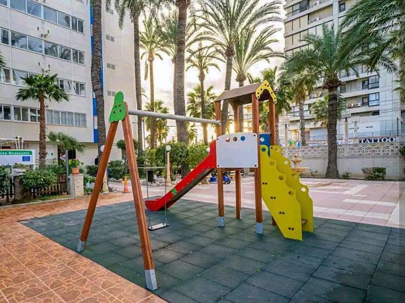 3 makuuhuone Asunto vuokrattavana paikassa Benidorm mukana 
autotalli - 1 199 € (Ref: 9385538)