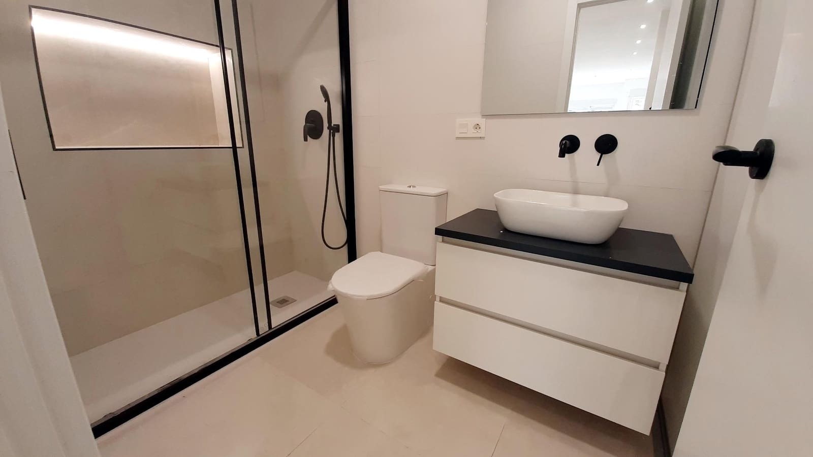 1 soveværelse Lejlighed til salg i Elche / Elx - € 115.000 (Ref: 9390692)