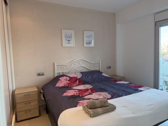 2 makuuhuone Huoneisto vuokrattavana paikassa Benidorm - 1 400 € (Ref: 9390693)