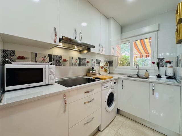 2 camera da letto Appartamento da affittare in Playa Poniente, Benidorm con piscina - 950 € (Rif: 9395942)