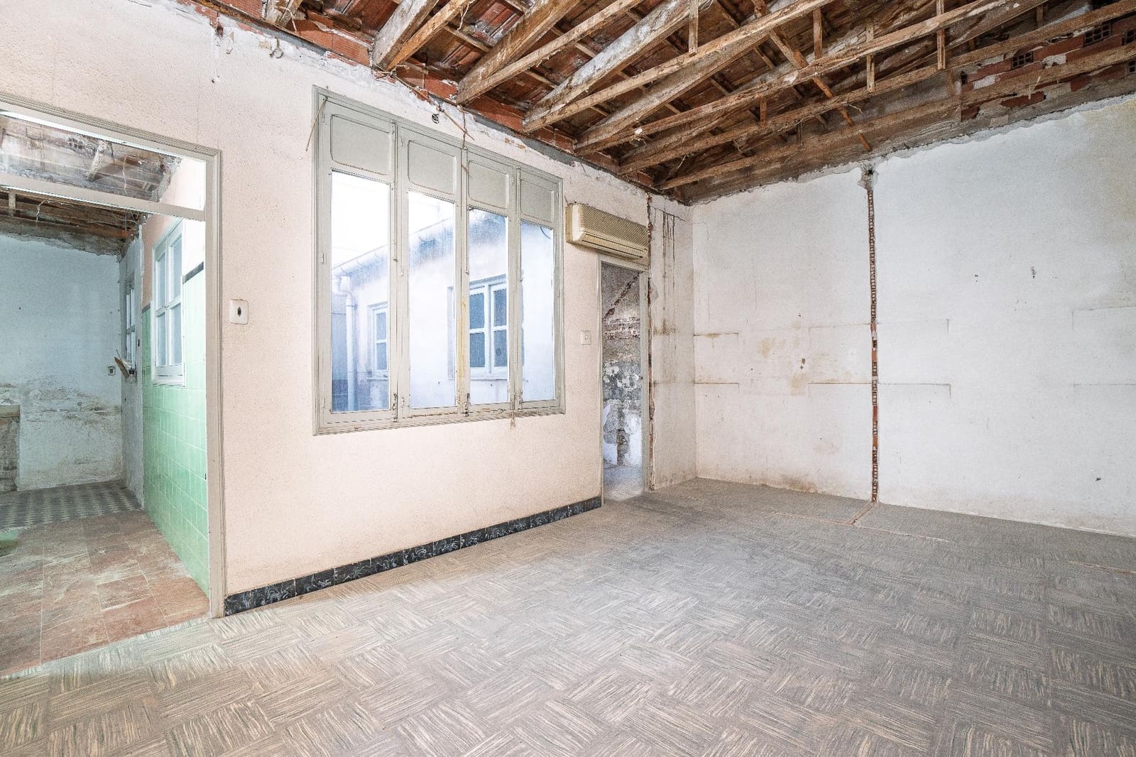 Apartment for sale in Novelda - € 70,000 (Ref: 9398703)