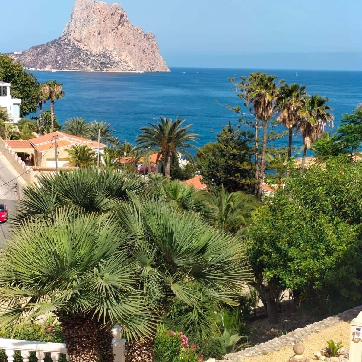 5 makuuhuone Huvila myytävänä paikassa Calpe / Calp mukana uima-altaan 
autotalli - 1 375 000 € (Ref: 9400872)