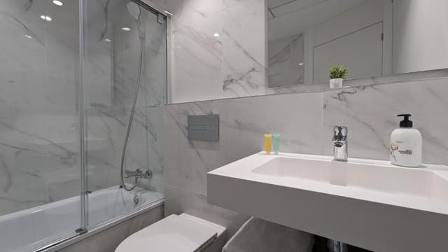 2 bedroom Apartment for rent in Platja Vila Joiosa - Platja de Torres, La Villajoyosa / Vila Joiosa with pool - € 1,820 (Ref: 9400873)